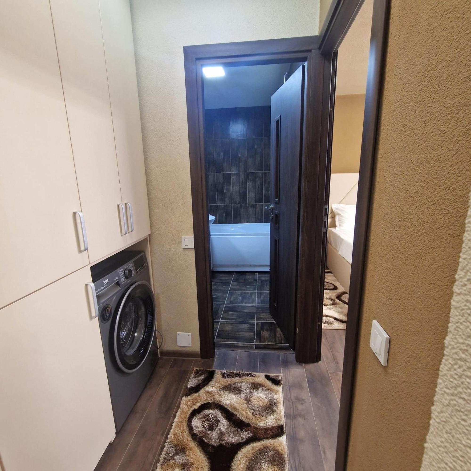 Apartament Iulius 3 Manastire Curtea de Argeş المظهر الخارجي الصورة